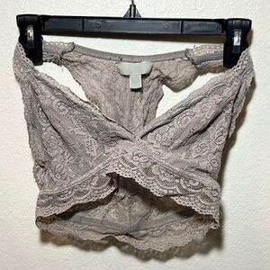 Francesca’s LACE Bralette (XS) in blue!